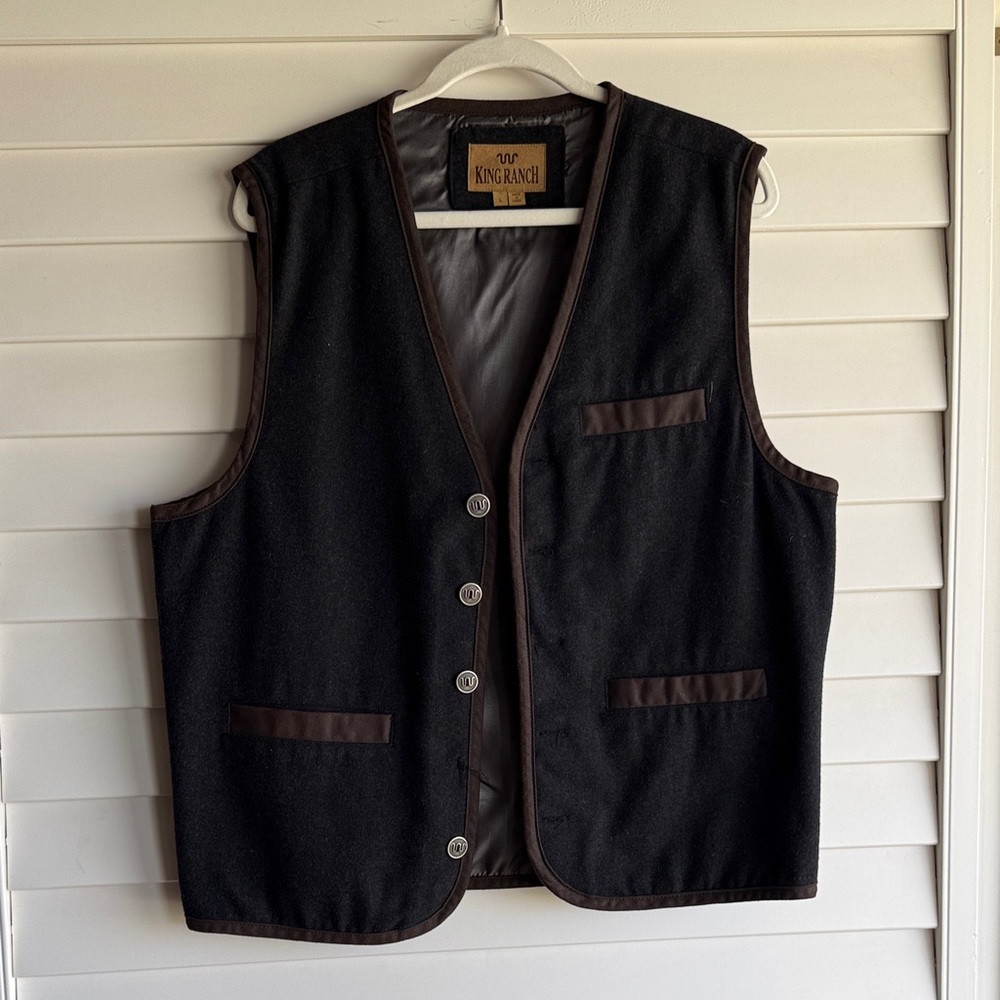 King Ranch Men’s charcoal Wool Vest